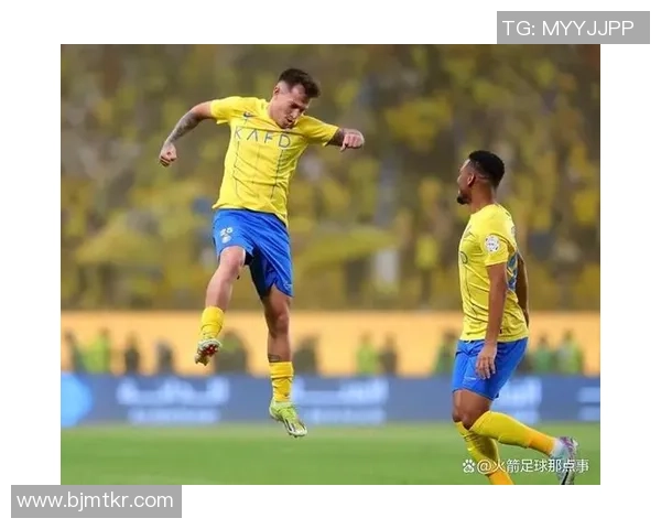 足坛巨星与小鲜肉新星正面对决谁能引领未来绿茵场风潮