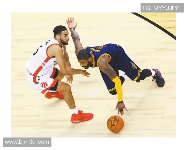 足球球星急停技巧解析：如何在高速运动中瞬间改变方向与速度