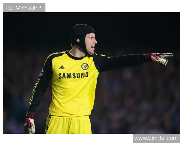 从篮球场到足球场的跨界球星传奇之路