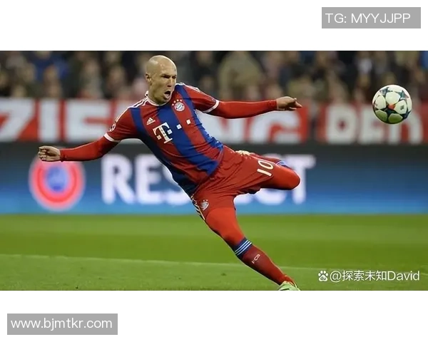 四号足球黑金球星是谁 他在球场上的传奇故事与荣誉回顾 四号足球黑金球星是谁 他在球场上的传奇故事与荣誉回顾